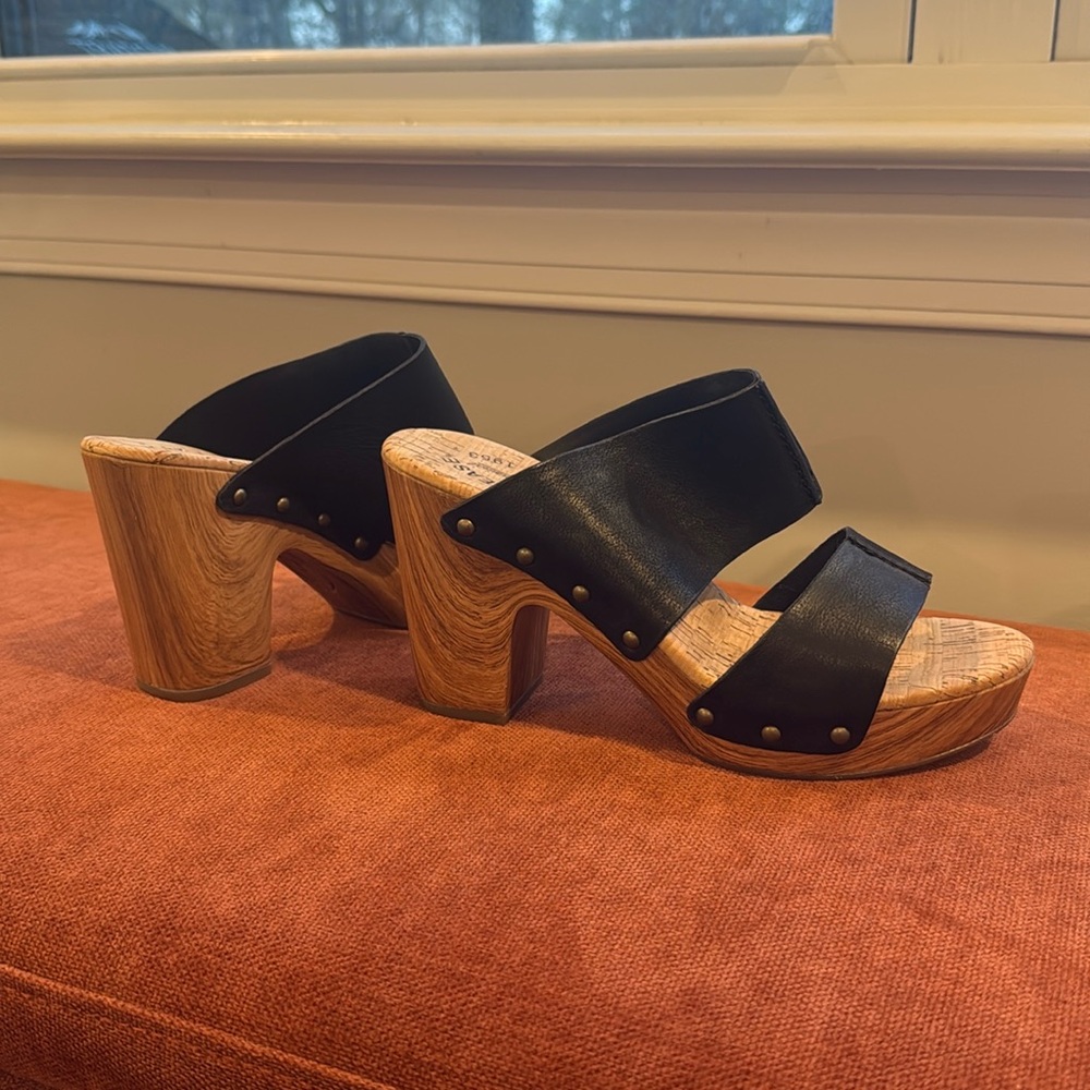 Kork Ease size 8 slide sandals like new